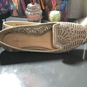 Flats with gem stones